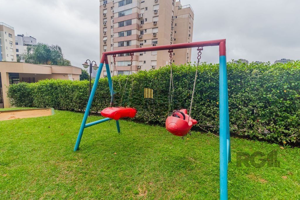 Apartamento 3 dormitórios no bairro Chácara das Pedras