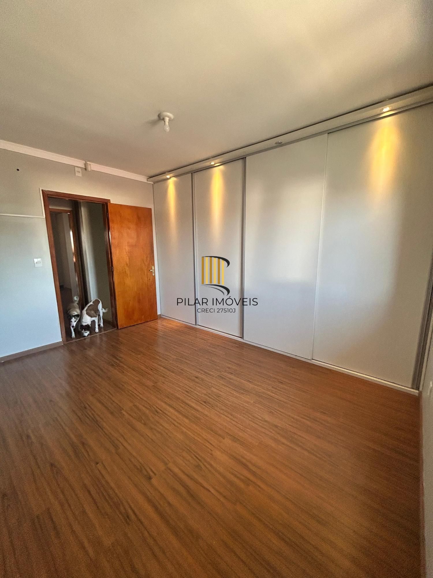 Casa sobrado no bairro São José em Canoas de 2 dormitórios