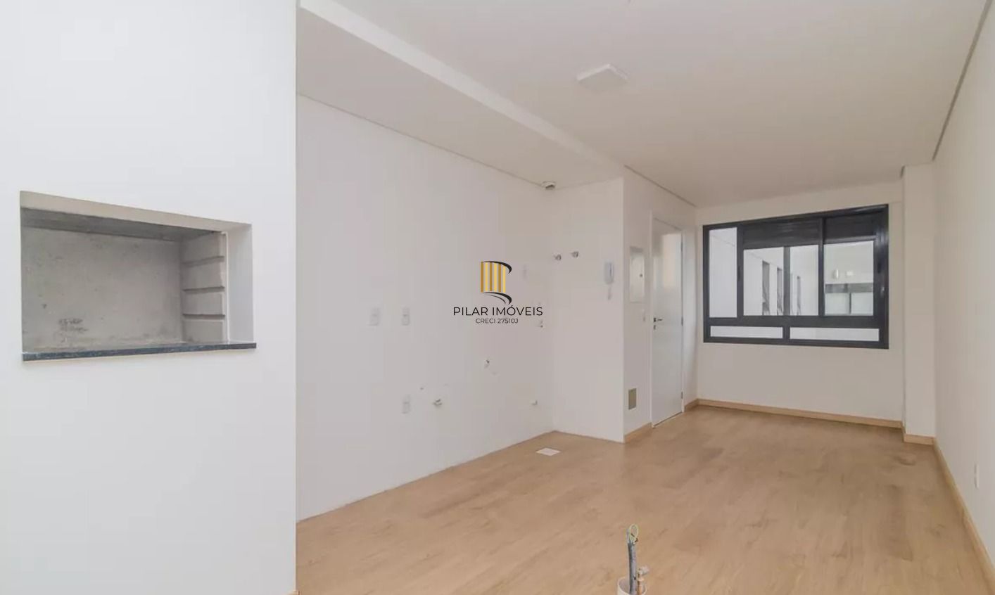 Apartamento NOVO no bairro Cristal de 2 dormitórios e vaga DESOCUPADO