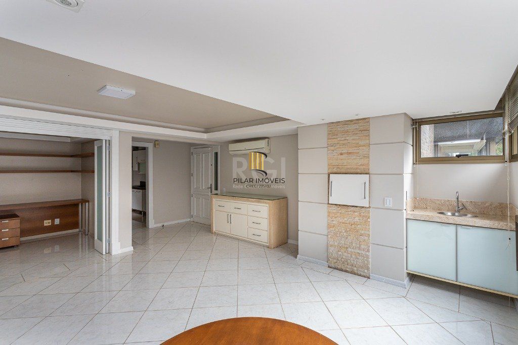 Apartamento para Venda - 141m², 3 dormitórios, sendo 1 suites, 3 vagas - Rio Branco