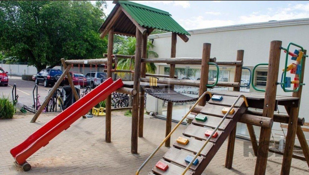 Apartamento 2 Dormitório(s) Bairro Morro Santana