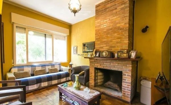 Casa sobrado no Petrópolis com 7 dormitórios e 4 vagas