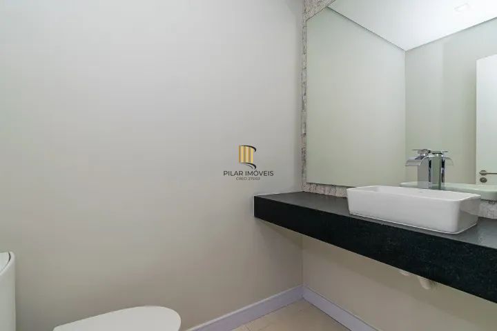 Casa de Condomínio 3 dormitórios no bairro Centro