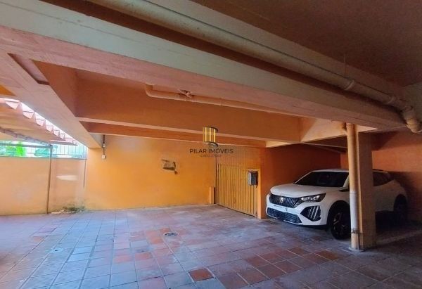 Apartamento de 3 dormitórios e vaga no bairro Petrópolis