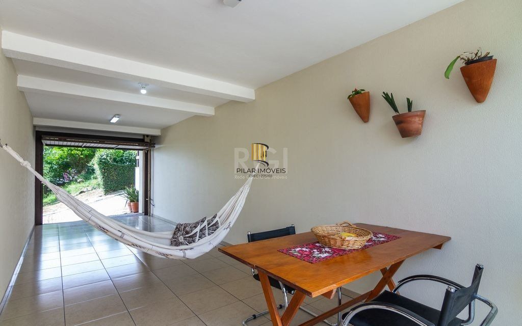 Casa Condominio de 3 dormitórios 3 vagas - Nonoai
