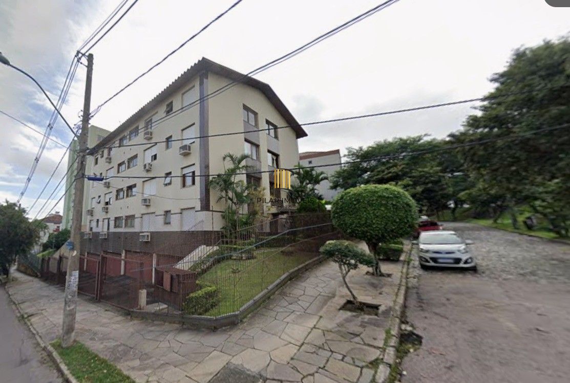 Apartamento no bairro Vila Ipiranga de 2 dormitórios e vaga