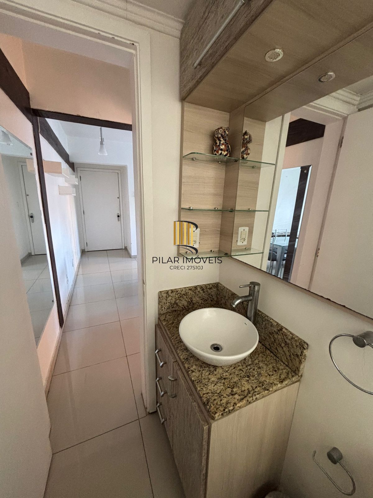 Apartamento no Menino Deus de 1 dormitório e vaga