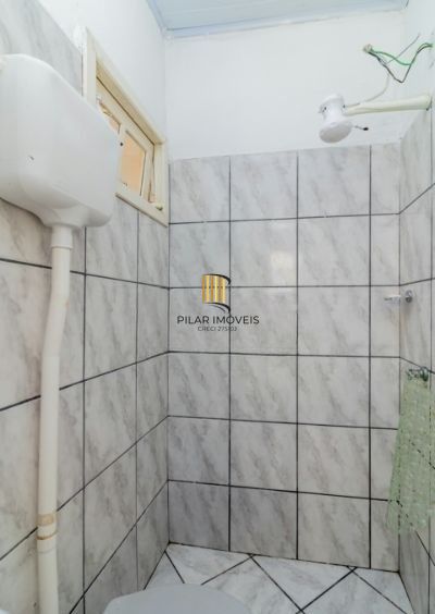 Casa sobrado na Hípica de 4 dormitórios e 2 vagas