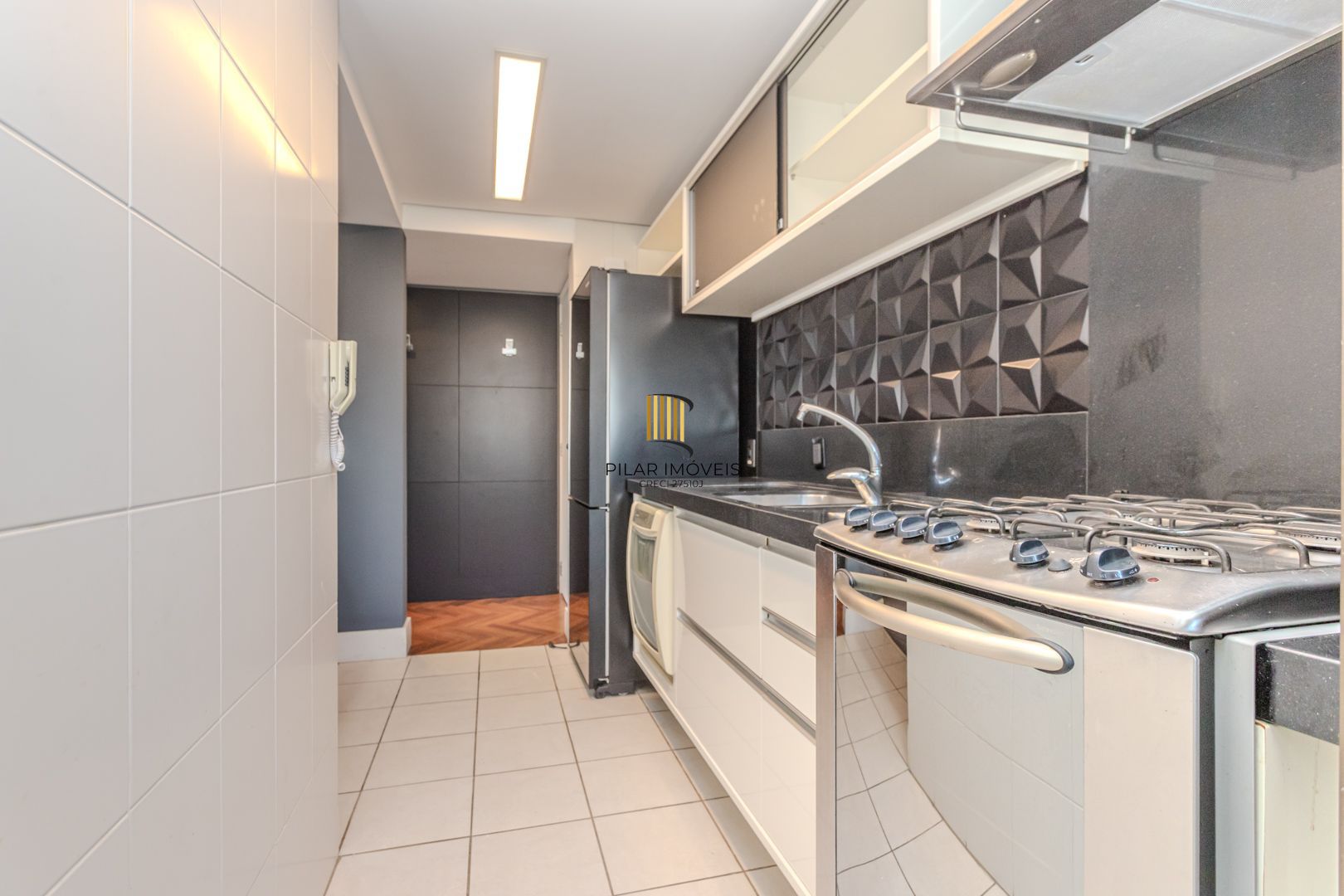 Apartamento impecável, finamente decorado, entrar e morar!