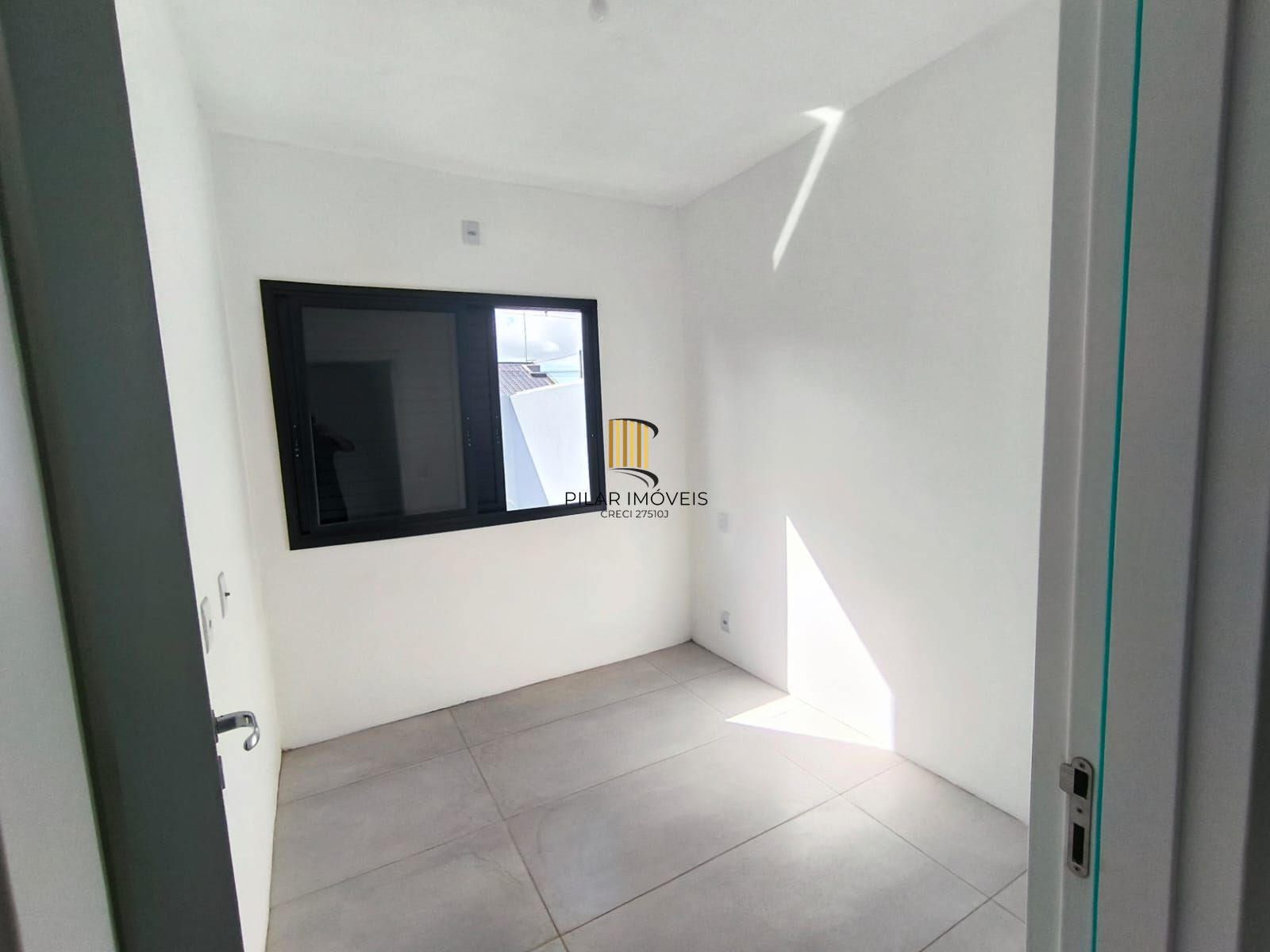 Casa 3 dormitórios no bairro Parque dos Anjos