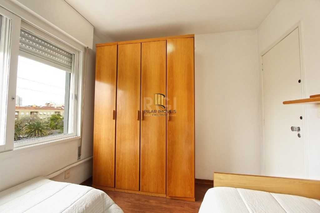 Apartamento no Jardim Botânico de 2 dormitórios com 2 vagas