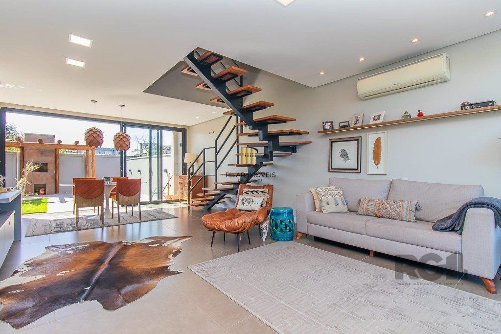 Casa Condominio 3 Dormitório(s) Bairro Sans Souci