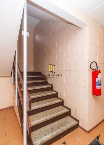 Apartamento na Cavalhada de 2 dormitórios e vaga rotativa