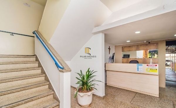 Apartamento na Azenha de 3 dormitórios térreo