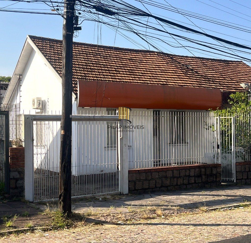 Casa no Passo D'areia - terreno com 2 casas