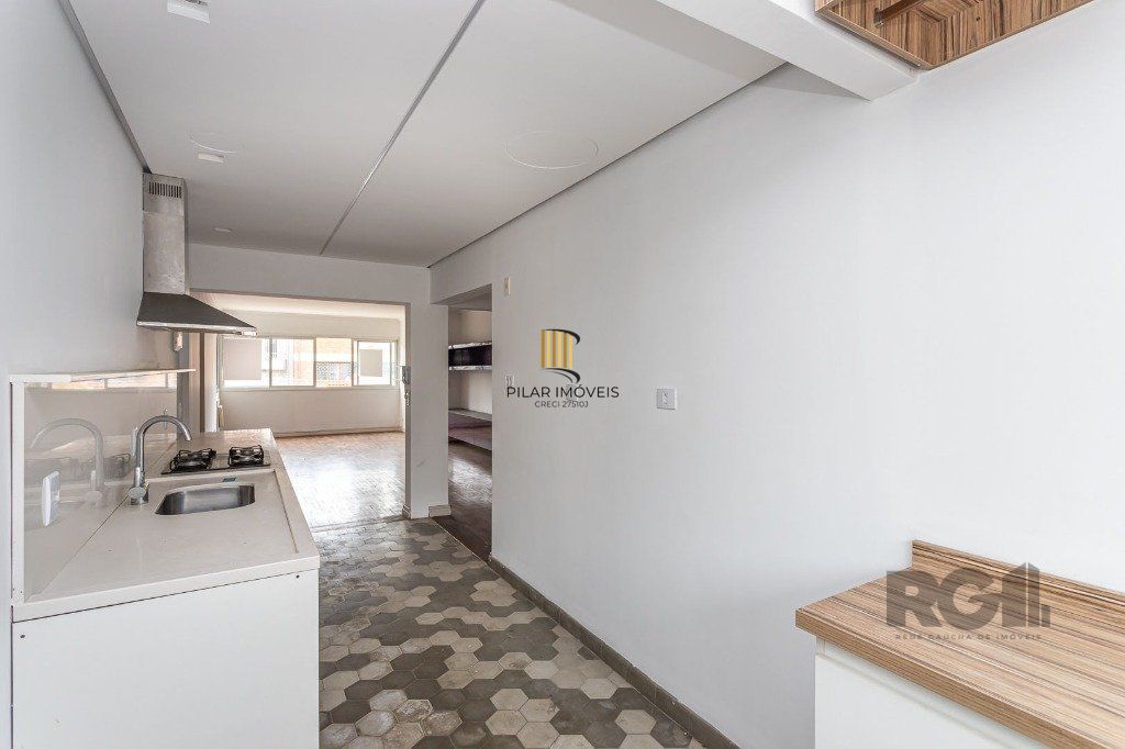 Apartamento para Venda - 102.05m², 3 dormitórios, sendo 1 suites, 2 vagas - Auxiliadora