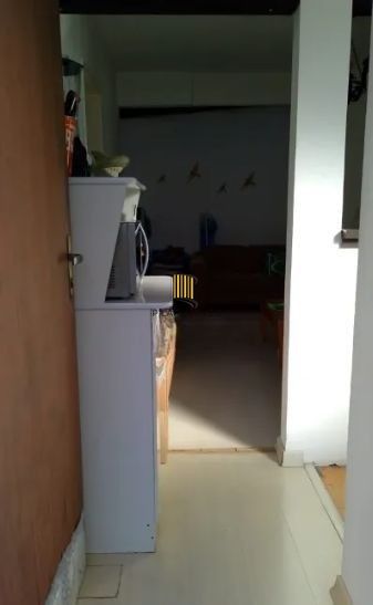 Apartamento térreo no bairro Petrópolis de 1 dormitório e pátio