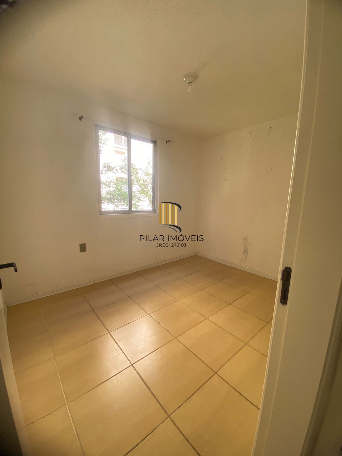 Apartamento de 2 dormitórios e vaga rotativa na Vila Nova