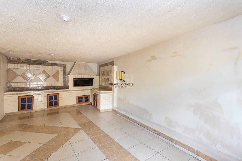 Casa para Venda - 740m², 5 dormitórios, sendo 1 suites, 3 vagas - Vila Assunção