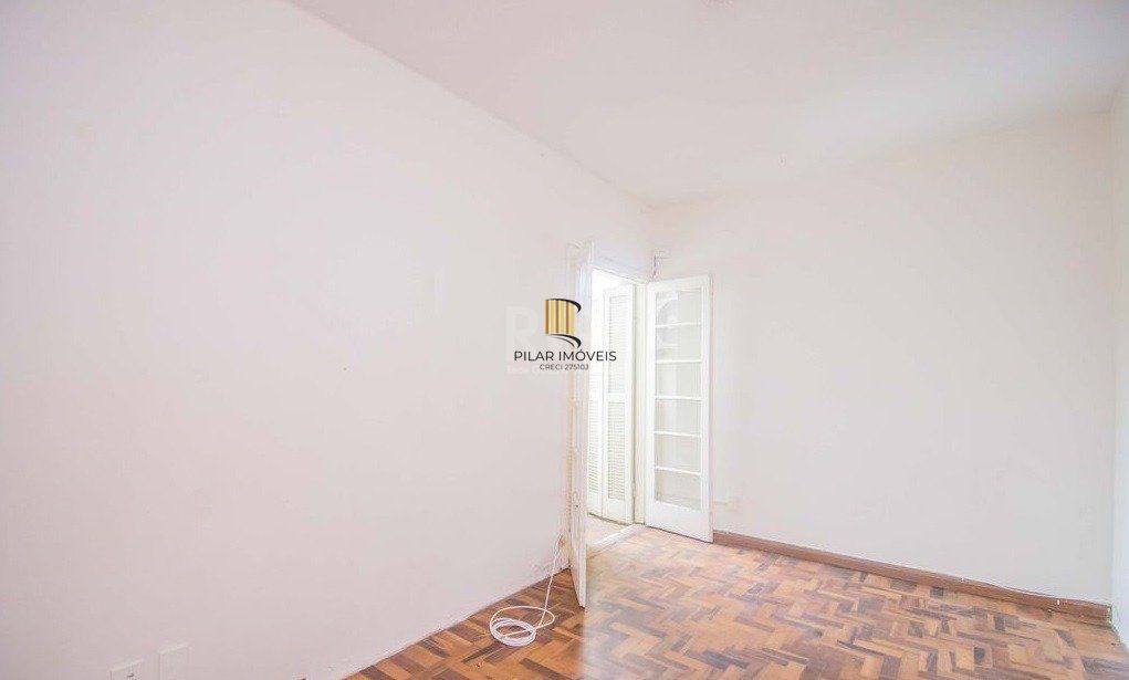 Apartamento de 2 dormitórios, Floresta DESOCUPADO