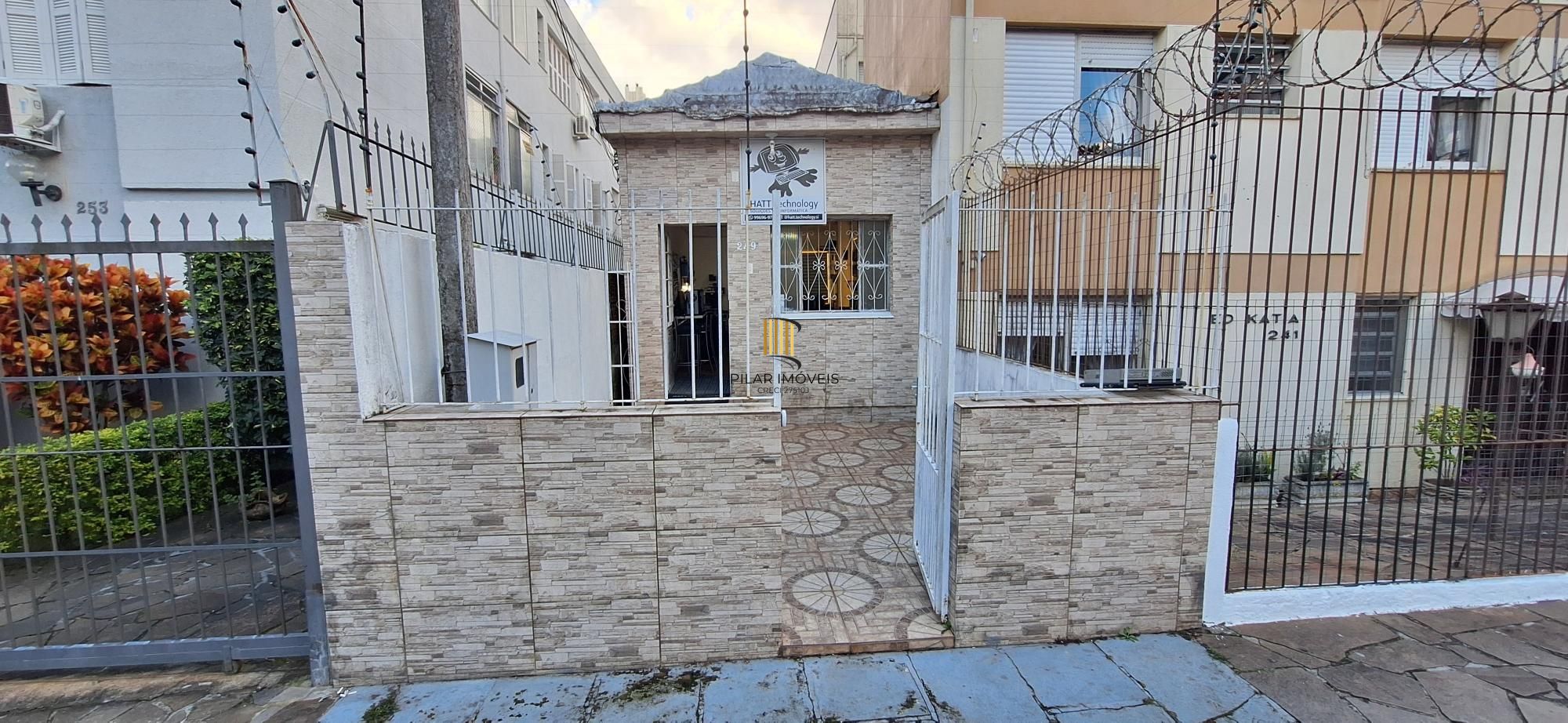 Terreno com Excelente Potencial Comercial e Residencial no Menino Deus