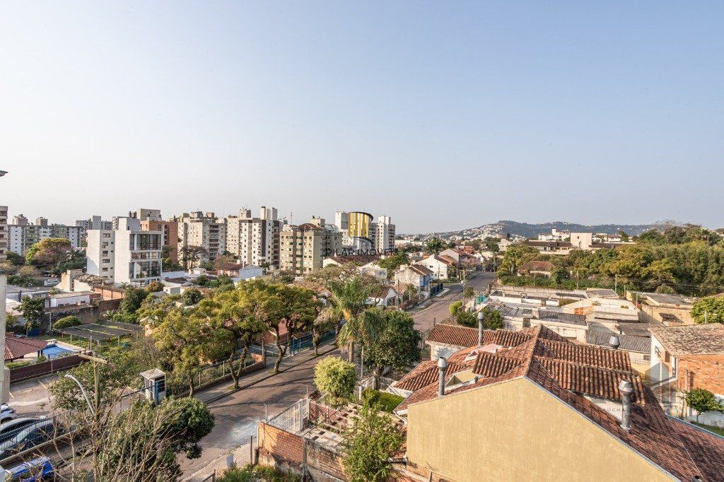 Cobertura no bairro Tristeza de 2 dormitórios e vaga Desocupada