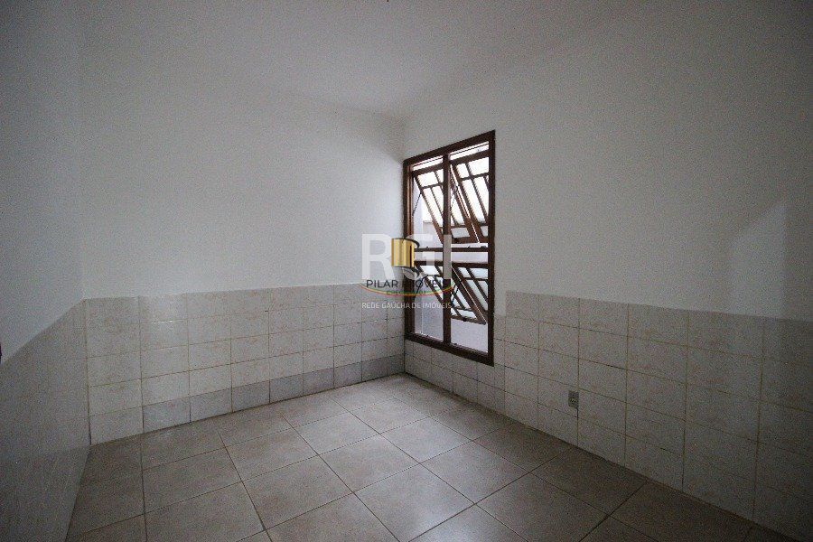 Casa para Venda - 280m², 3 dormitórios, 2 vagas - Petrópolis