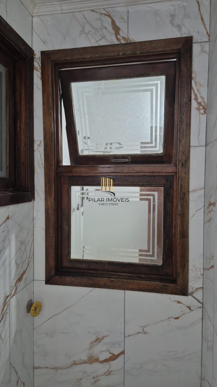 Casa no Jardim Itu com 5 dormitórios e 2 vagas e piscina