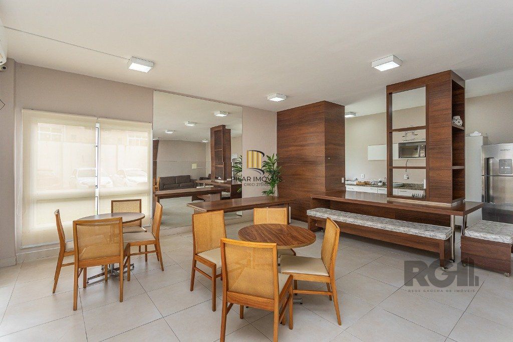 Apartamento 2 dormitórios no bairro Partenon