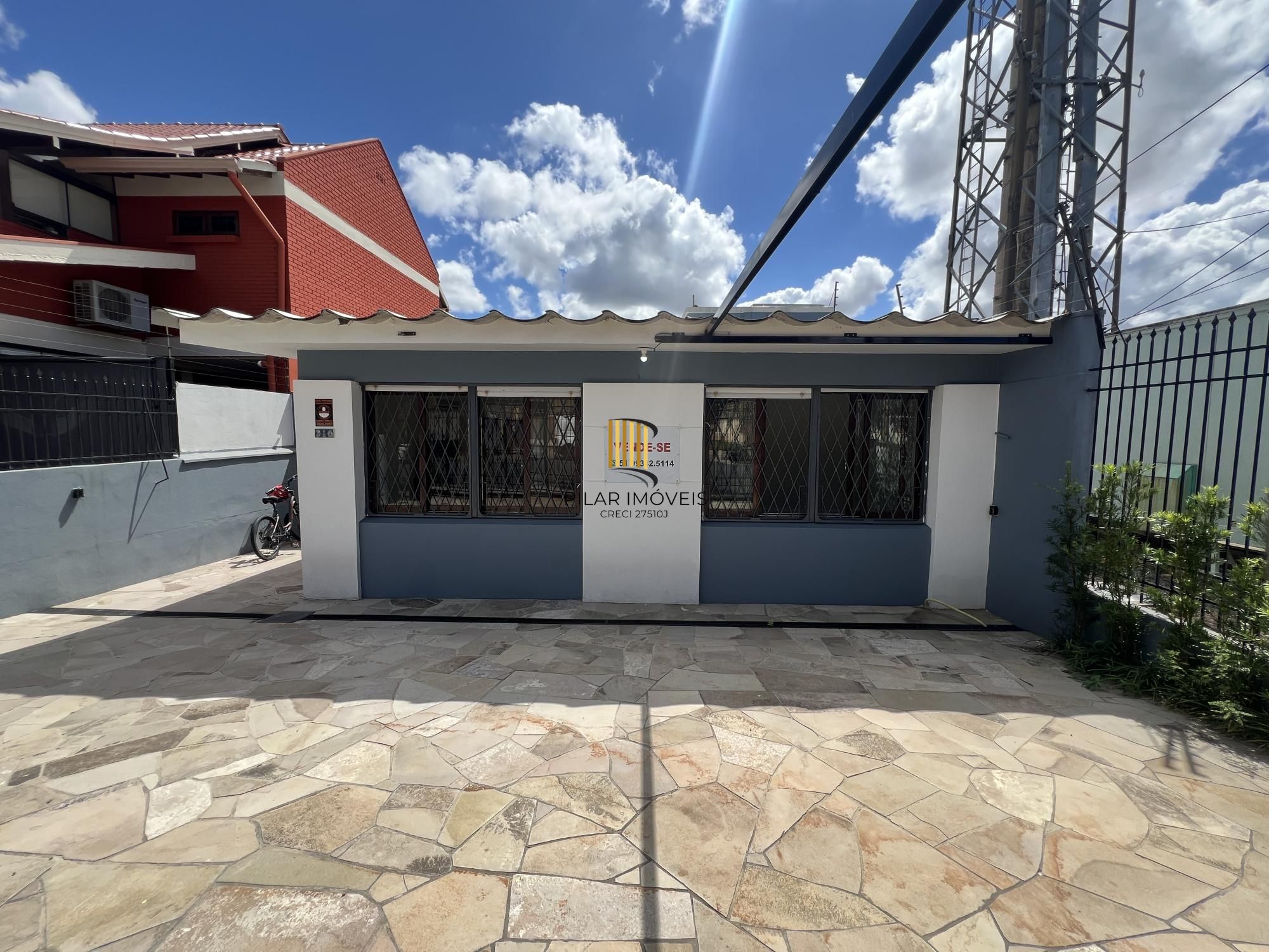 Casa 3 dormitórios no bairro Vila Ipiranga