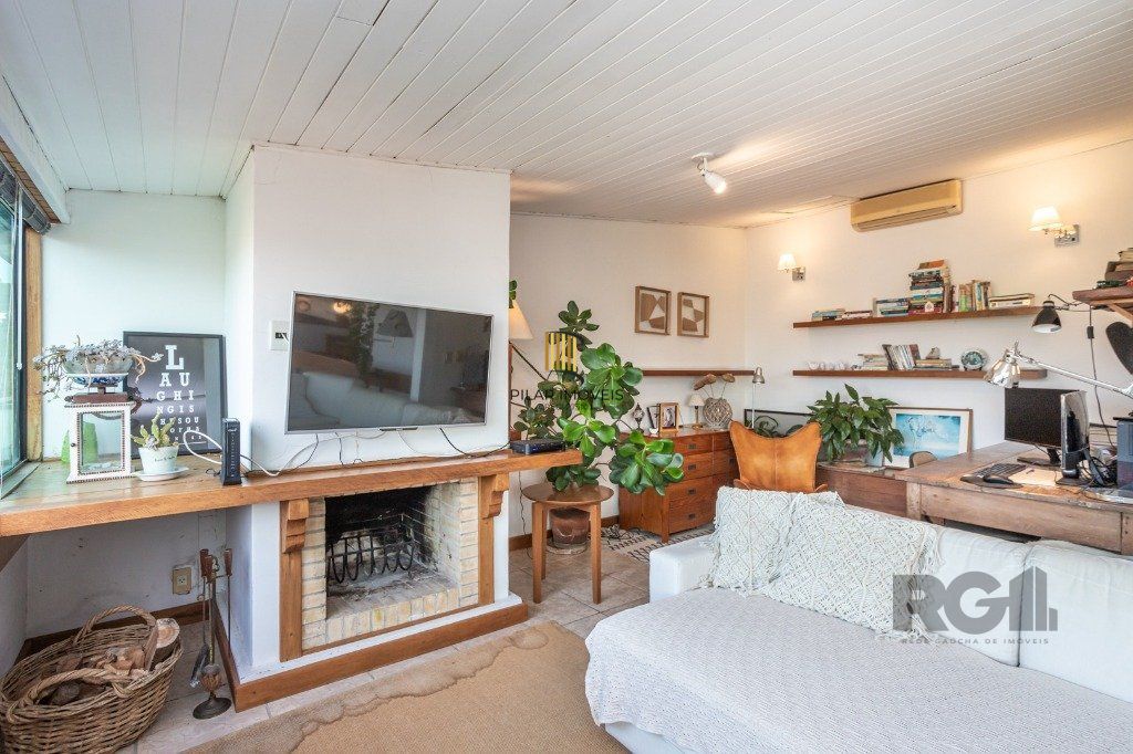 Cobertura no bairro Tristeza de 2 dormitórios e vaga Desocupada