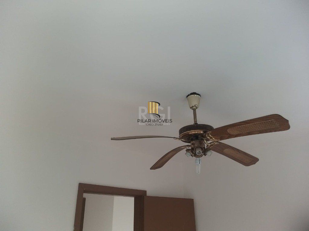 Apartamento 2 Dormitório(s) Bairro Cavalhada