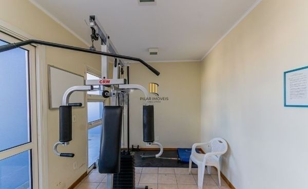 Apartamento na Cidade Baixa de 2 dormitórios e vaga