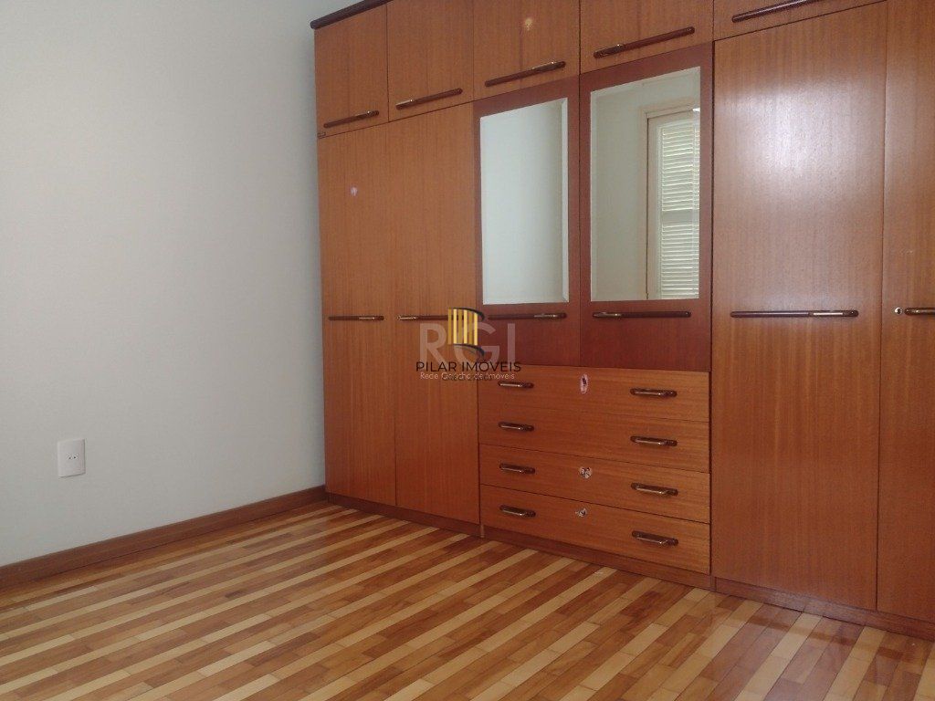 Apartamento para Venda - 127.87m², 3 dormitórios, 1 vaga - Rio Branco