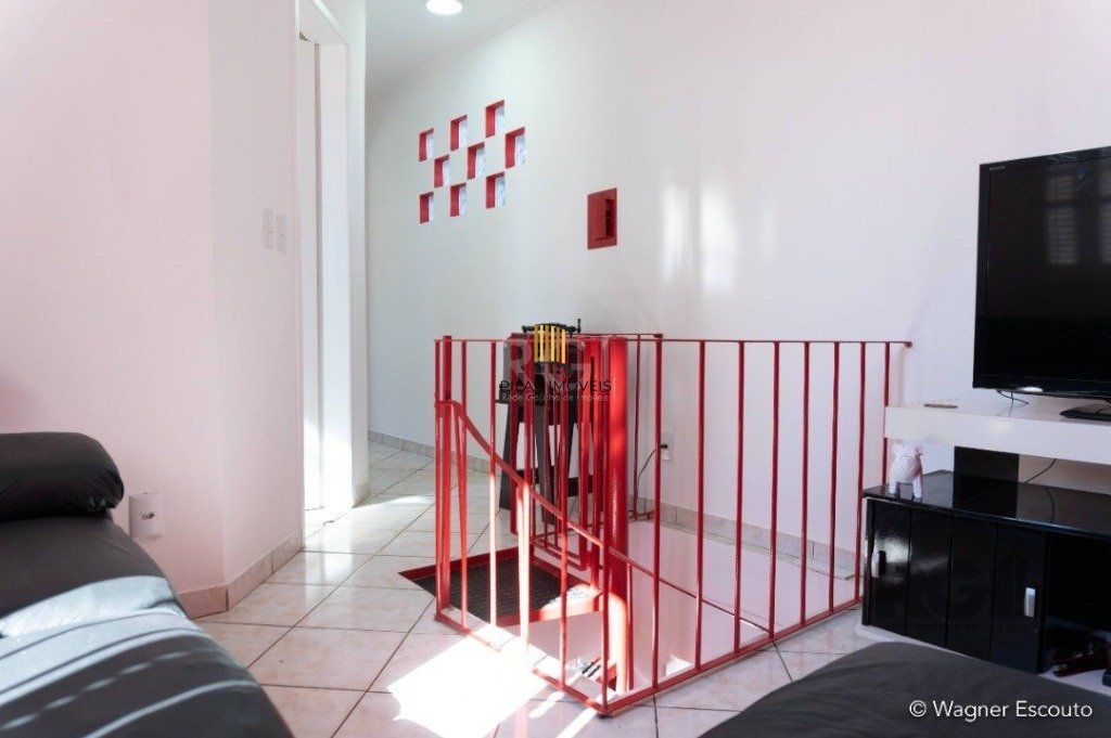 Casa 3 dormitórios no bairro Teresópolis