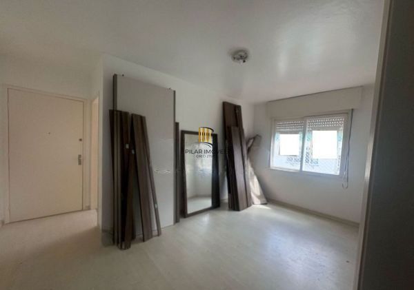 Apartamento de 1 dormitório na Vila Ipiranga desocupado