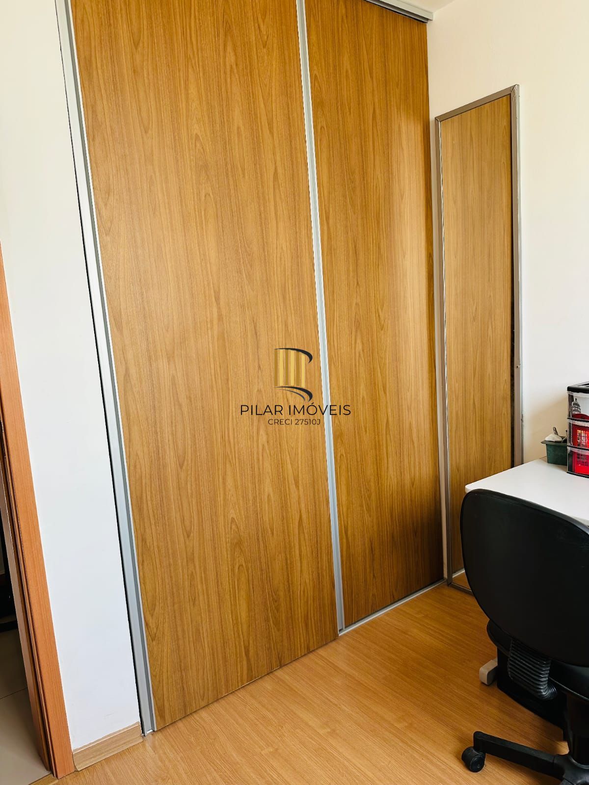 Excelente apartamento 2 dormitórios e vaga em Novo Hamburgo