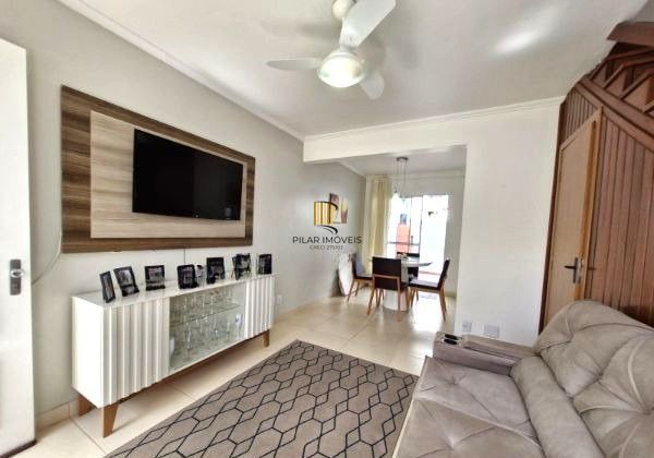 Casa em Condomínio no Humaitá de 2 dormitórios vaga e infra