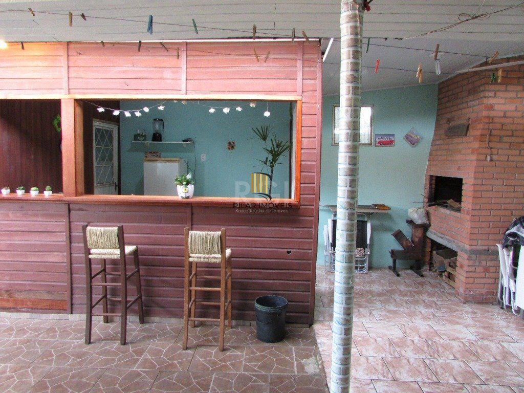 Casa para Venda - 150m², 3 dormitórios, 2 vagas - Santa Rosa de Lima