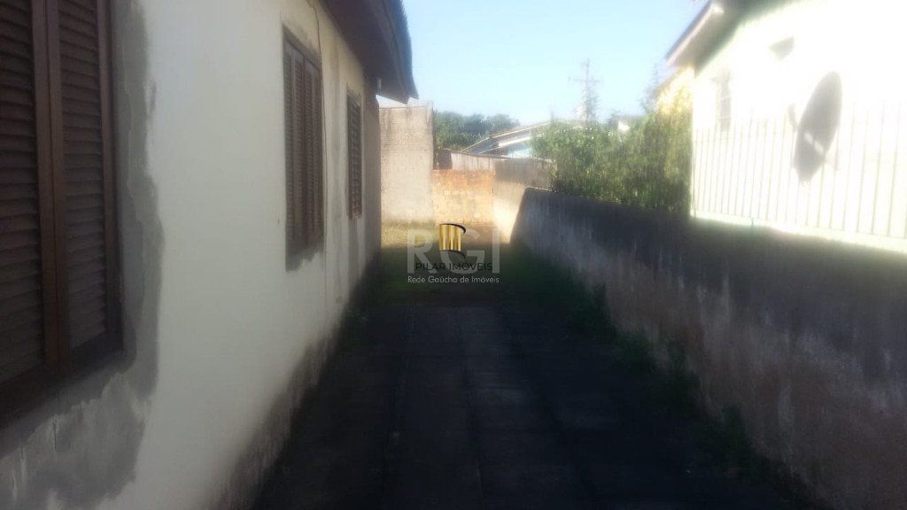 Casa para Venda - 120m², 3 dormitórios, 1 vaga - Sarandi