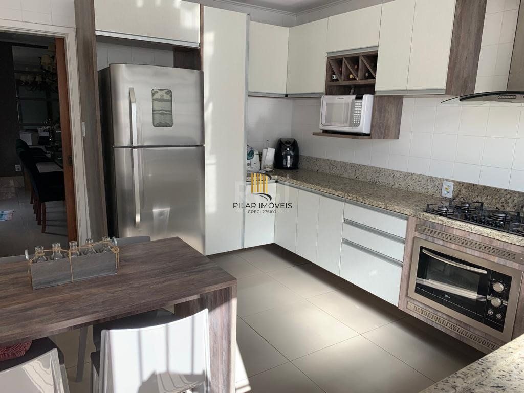 Casa para Venda - 323m², 4 dormitórios, sendo 2 suites, 3 vagas - Jardim Itu