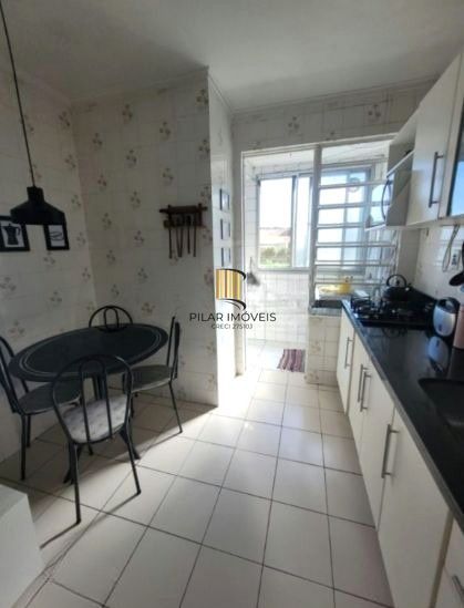 Apartamento de 2 dormitórios no bairro Cristal
