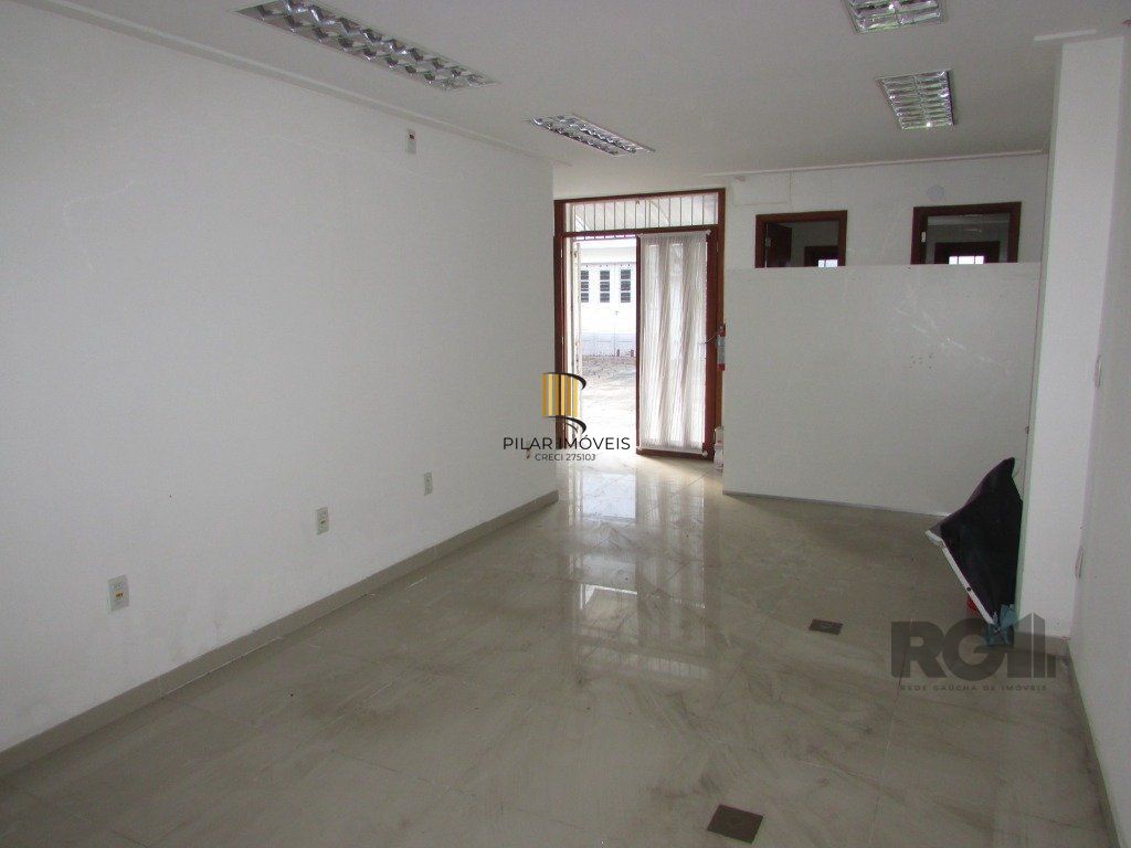 Casa no Passo D'areia - terreno com 2 casas