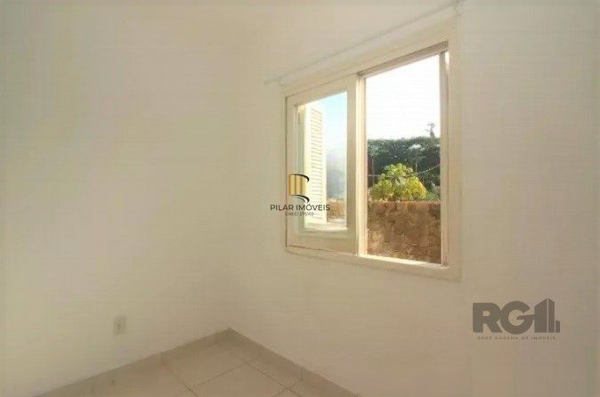 Casa em condomínio de 3 dormitórios e vaga no Partenon