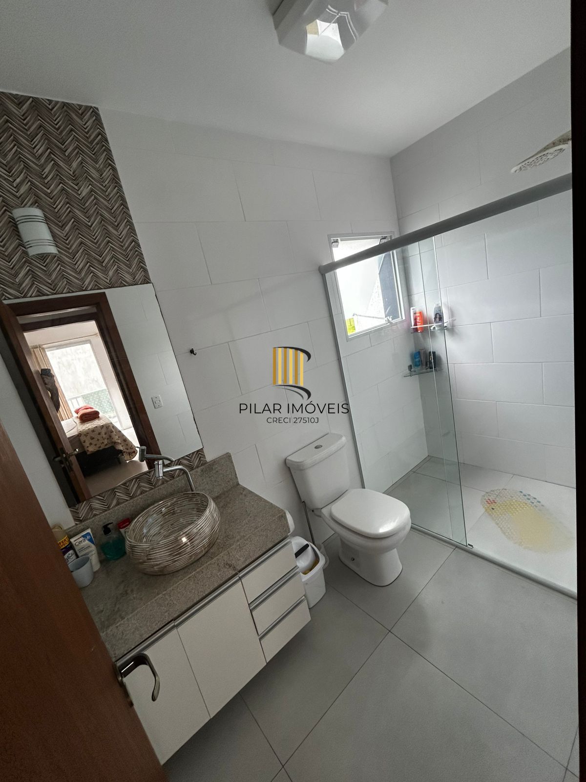 Sobrado 3 dormitórios no bairro Ferraz