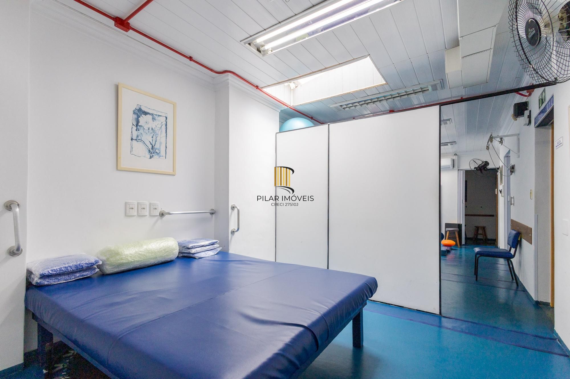 Prédio Comercial no bairro Rio Branco com 912m²