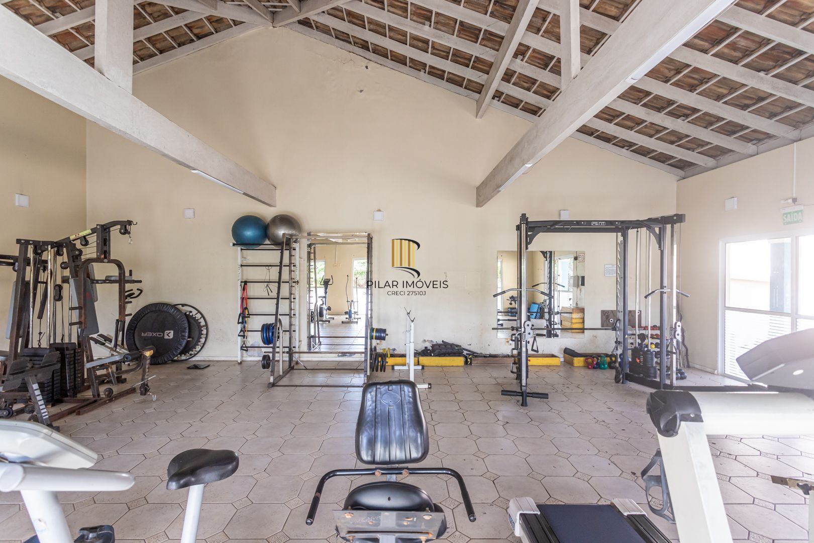 Casa de Condomínio 3 dormitórios no bairro Humaitá