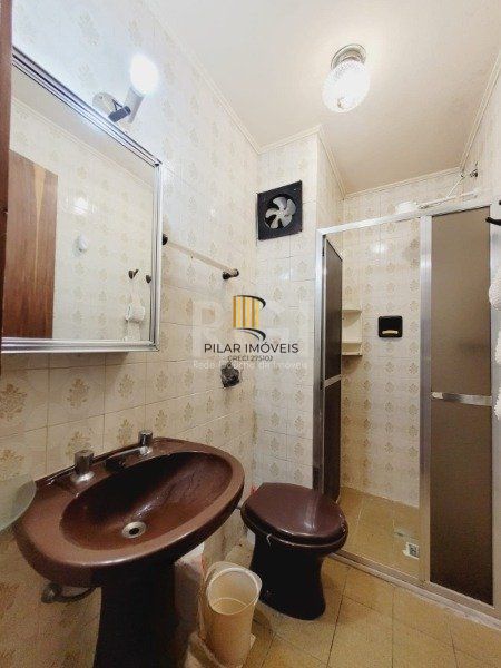 Apartamento no Petrópolis de 1 dormitório