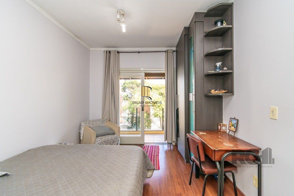 Casa sobrado no jardim Botânico com 5 dormitórios e 4 vagas