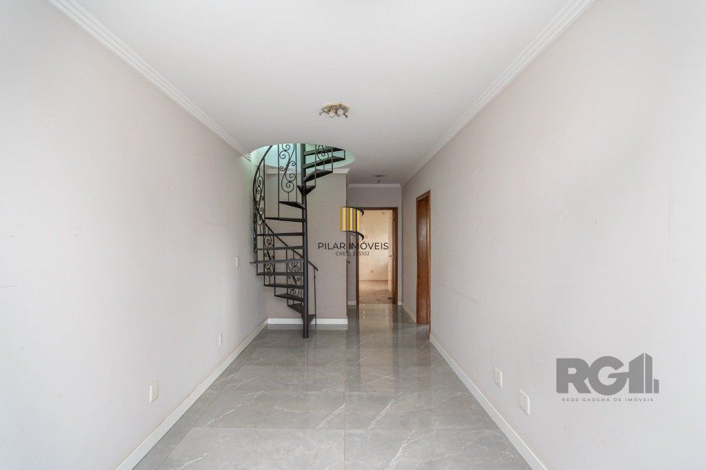 Cobertura no Cristo Redentor de 3 dormitórios e 2 vagas desocupado